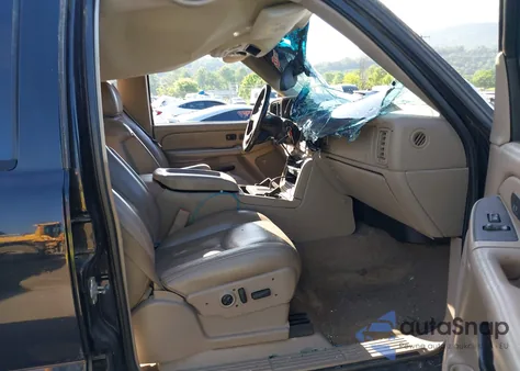 2005 GMC Sierra K2500 Heavy Duty from USA, damaged, VIN 1GTHK232X5F827255